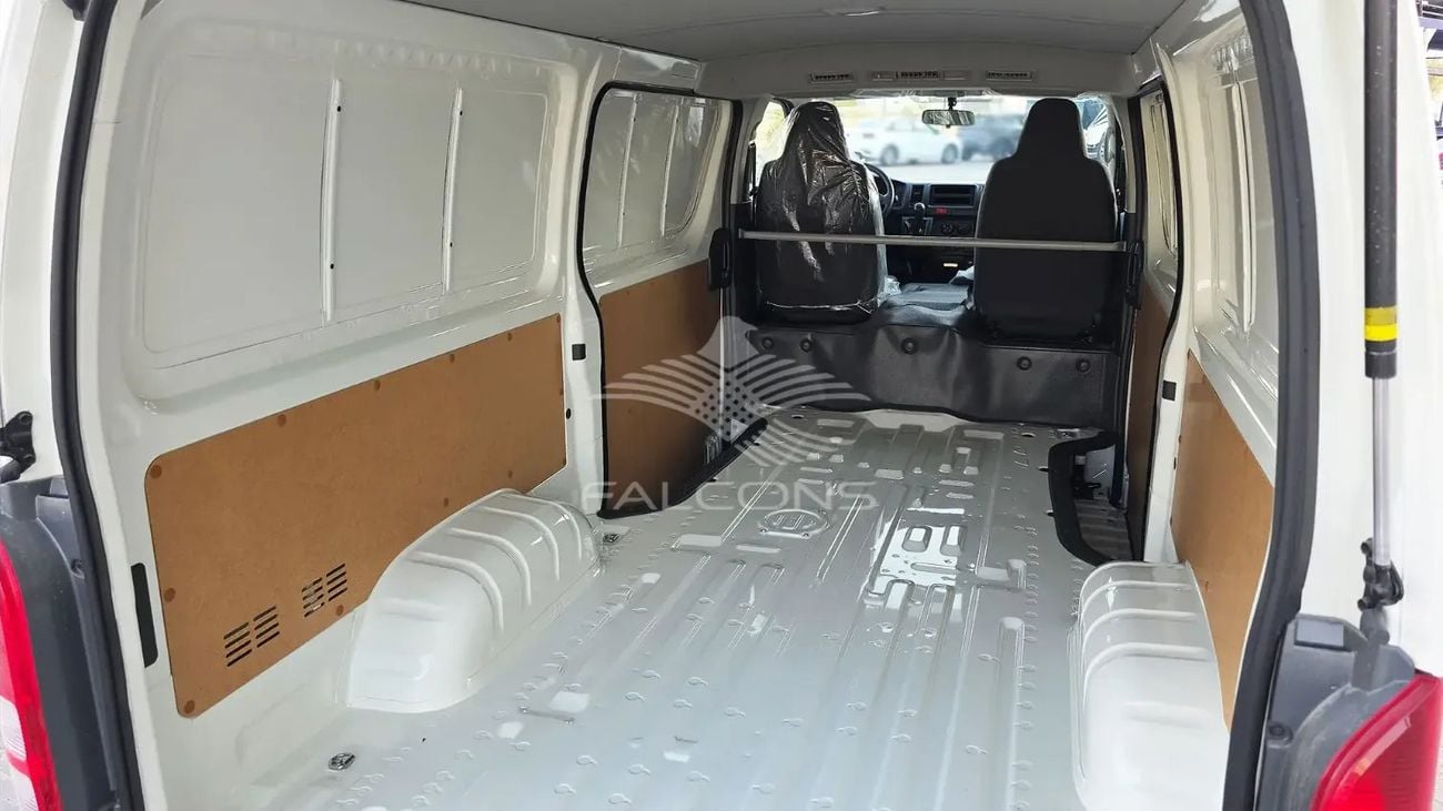 Toyota Hiace Toyota/HIACE D/ 2.5L PNL VAN AC STD RF MT