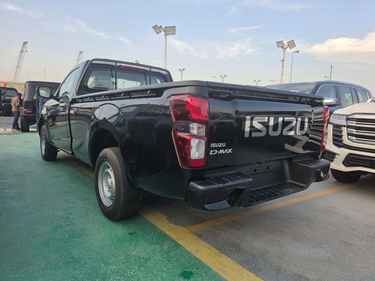إيسوزو D ماكس Isuzu D-MAX Single Cab 1.9 Diesel 2026 – Automatic | 1.9L Diesel | Black