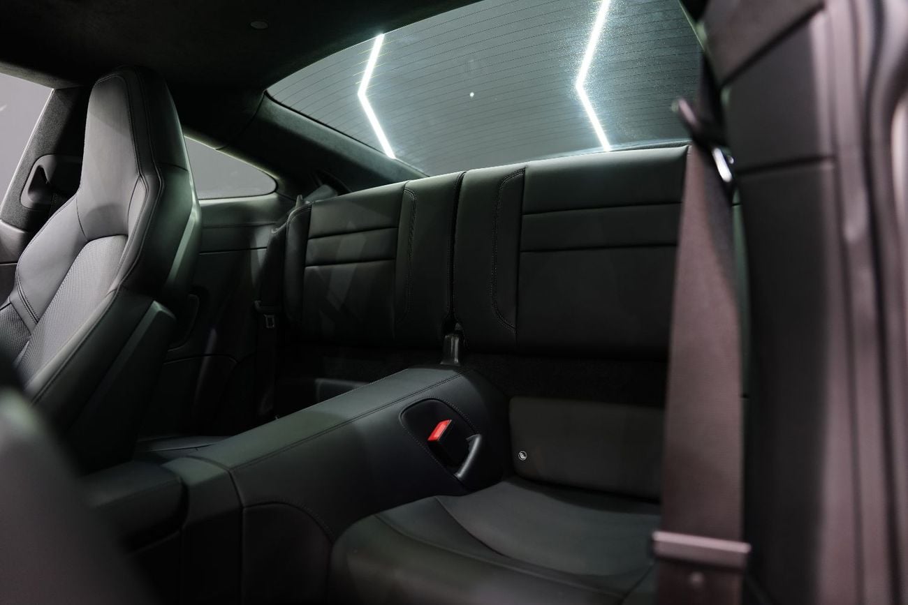 Porsche 911 Carrera GTS 3.0L (450 HP) Coupe Sport Chrono Package, Sport Exhaust System, Al Nabooda Warranty!!