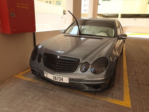 Mercedes-Benz E 240 E240