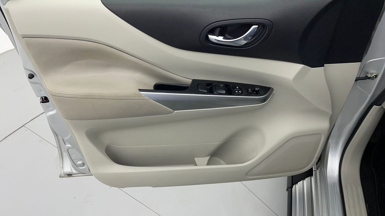 نيسان إكستيرا TITANIUM 2.5 | بدون دفعة مقدمة | اختبار قيادة مجاني للمنزل