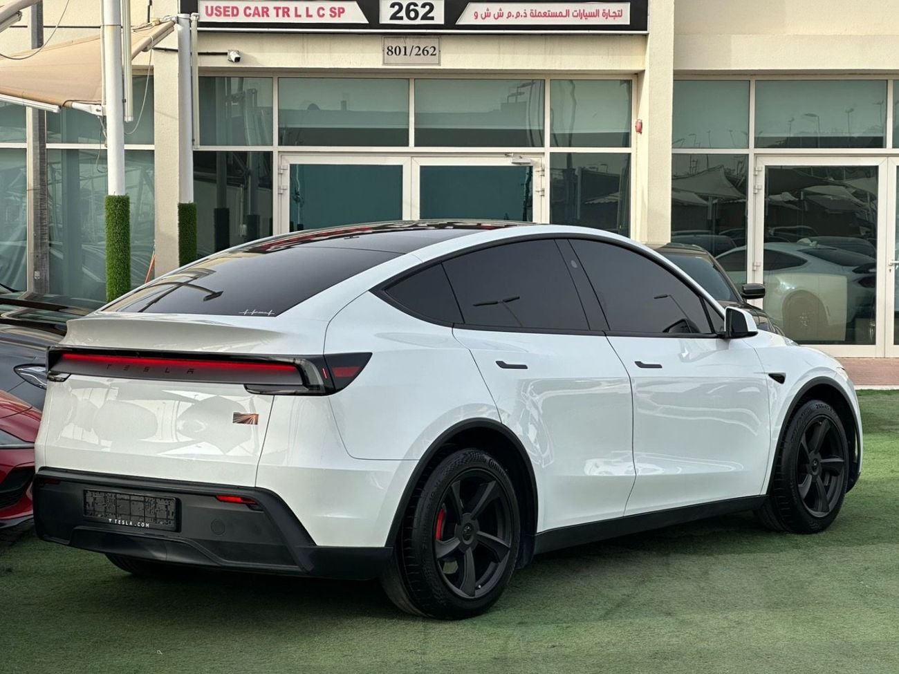 Tesla Model Y LONG RANGE