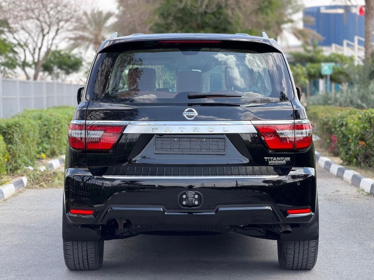 Nissan Patrol LE TITANIUM LE T1 5.6L