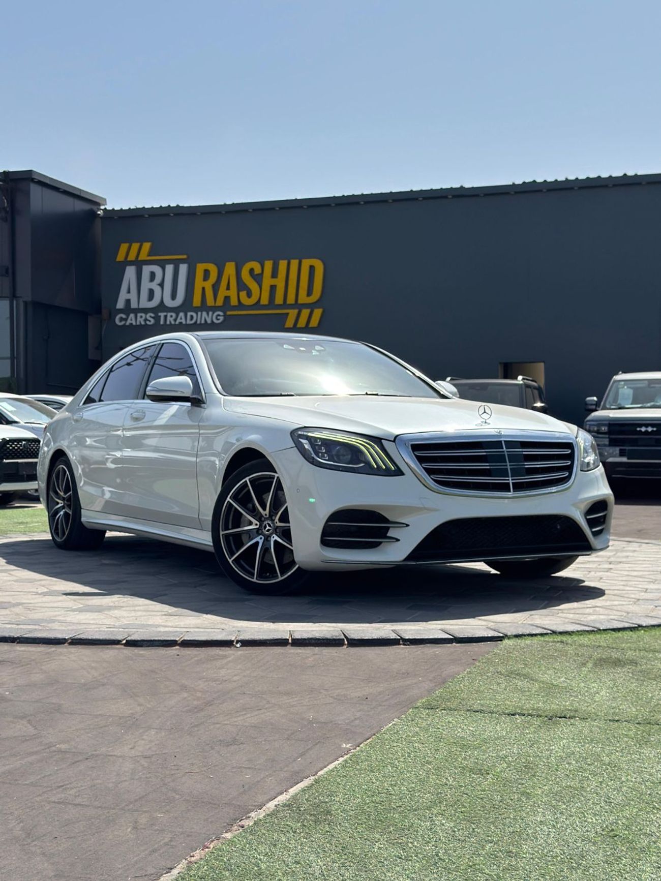 مرسيدس بنز S 550