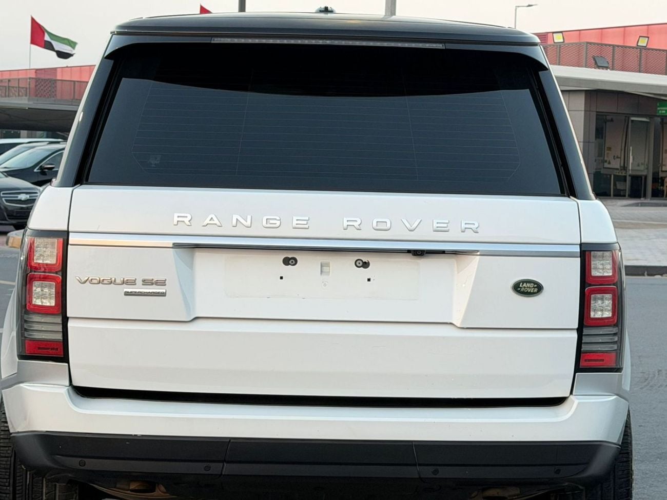 Land Rover Range Rover full option, first owner from the dealership