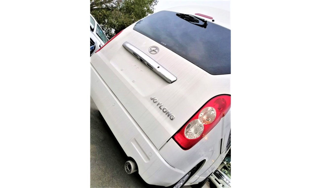 أم جي RX8 15 كرسى