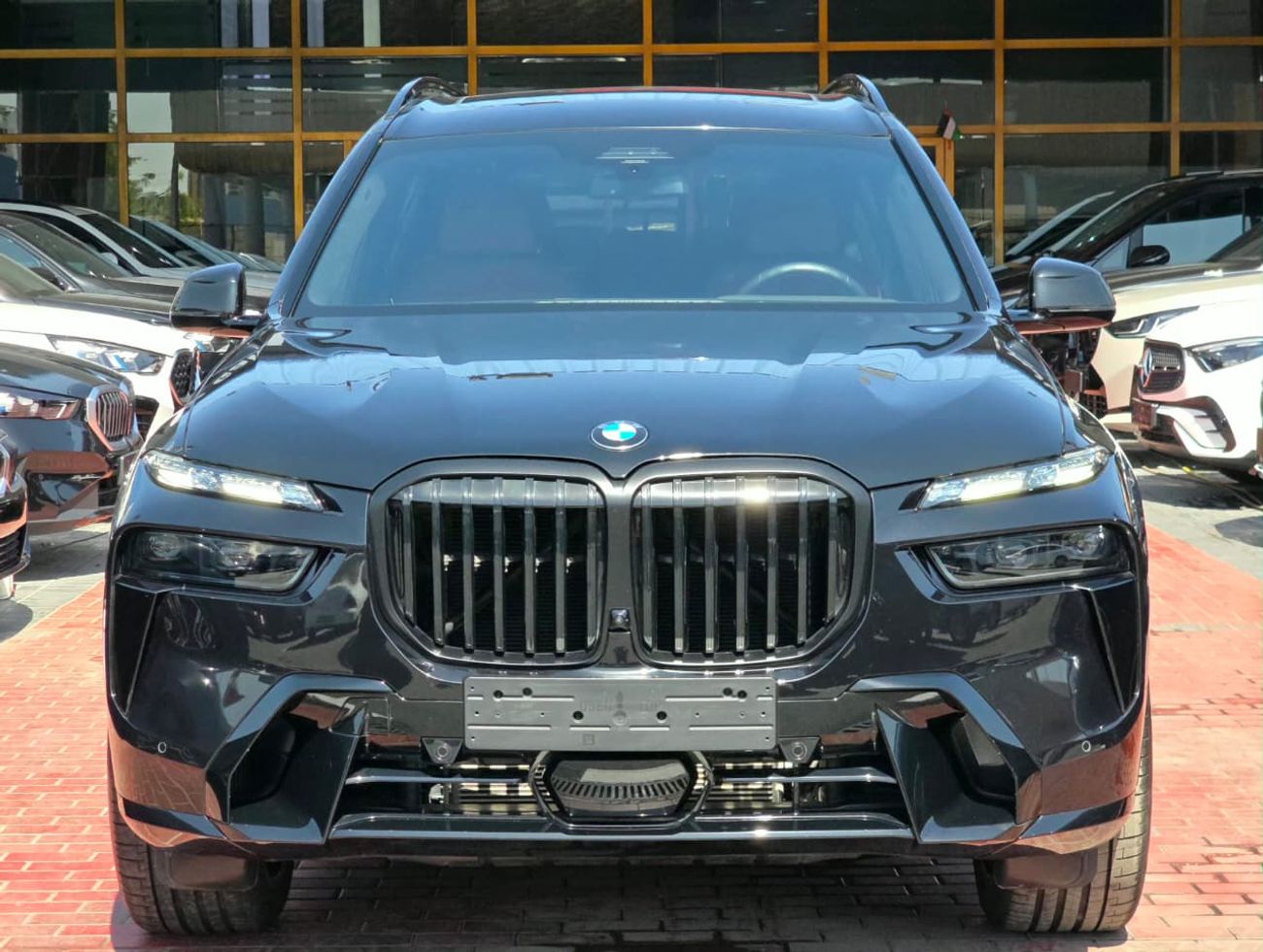 BMW X7 xDrive40i Luxury M Sport Package 3.0L xDrive 40i M Sport 5 years Warranty & Service 2025 GCC