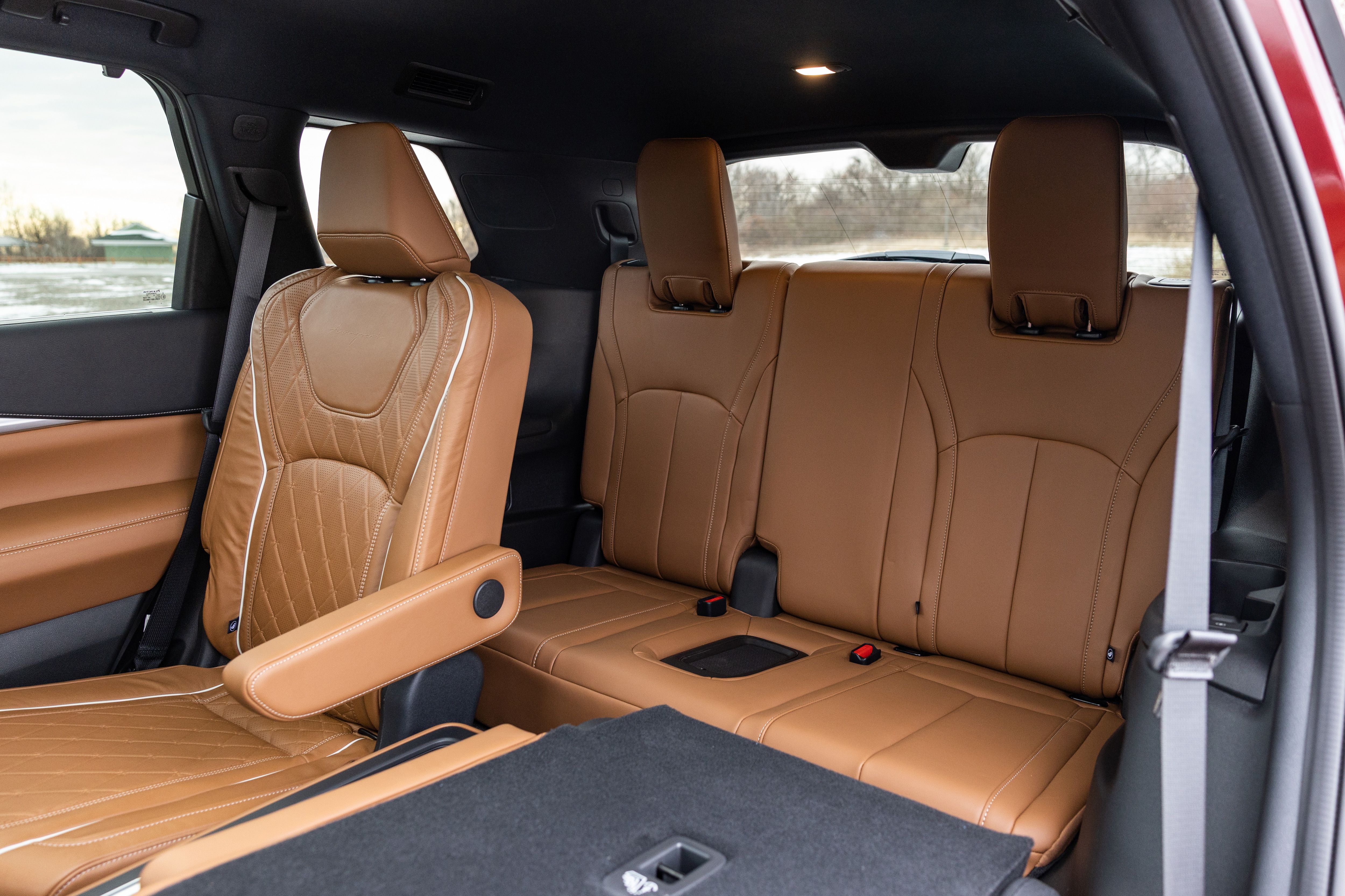 Infiniti Q60 interior - Seats