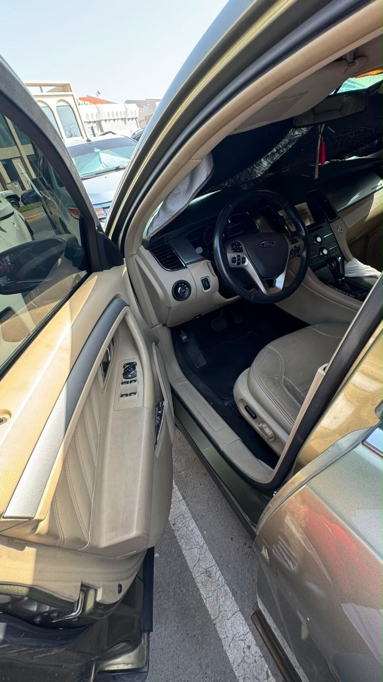 Ford Taurus SEL