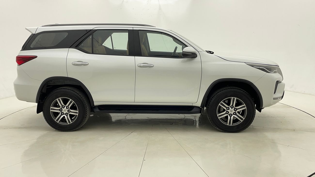 تويوتا فورتونر EXR 2.7 | بدون دفعة مقدمة | اختبار القيادة في المنزل