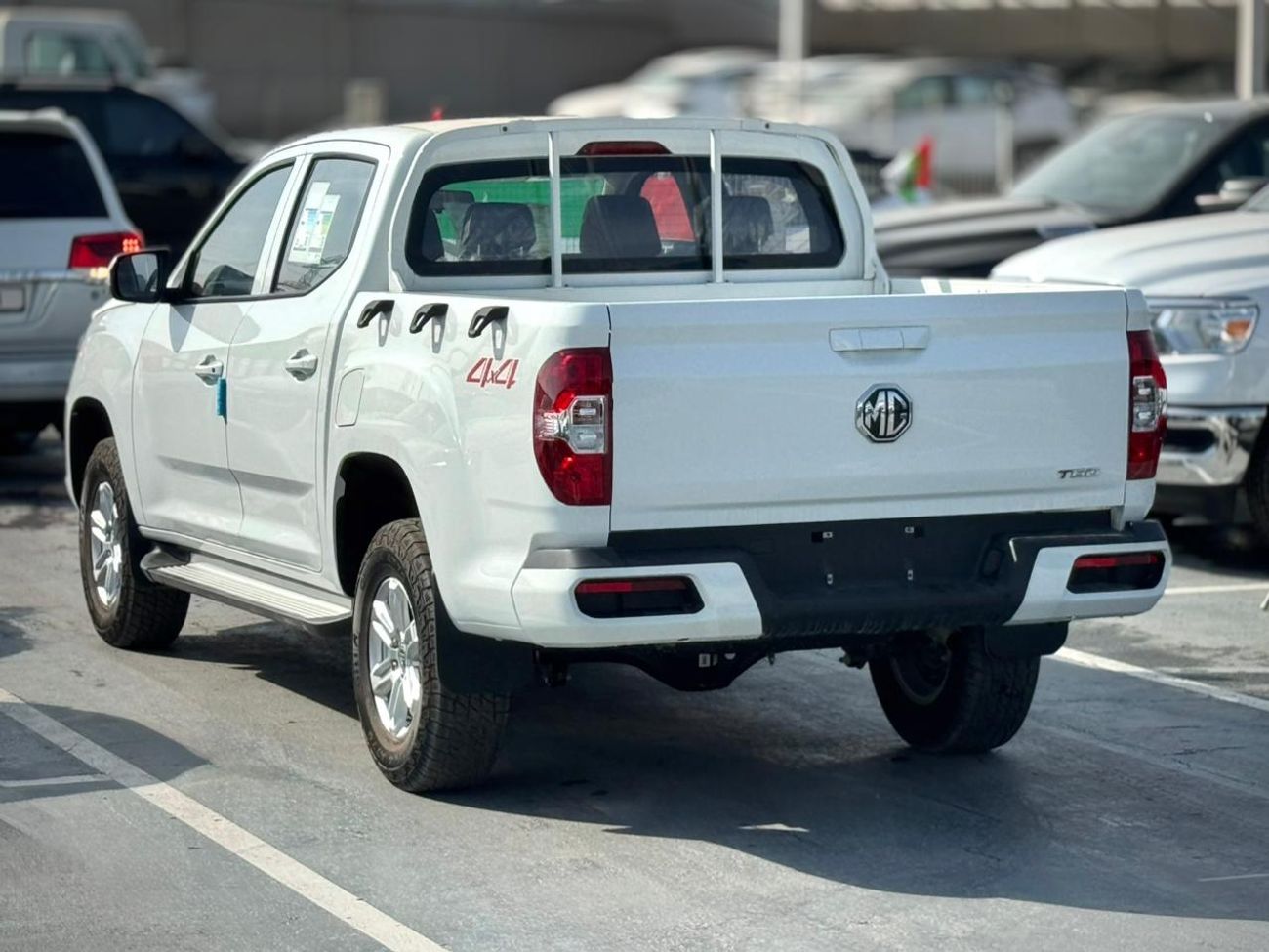 أم جي T60 T60 2.4L Petrol Manual DC 4WD 2025 Export Price @ 50,500 AED