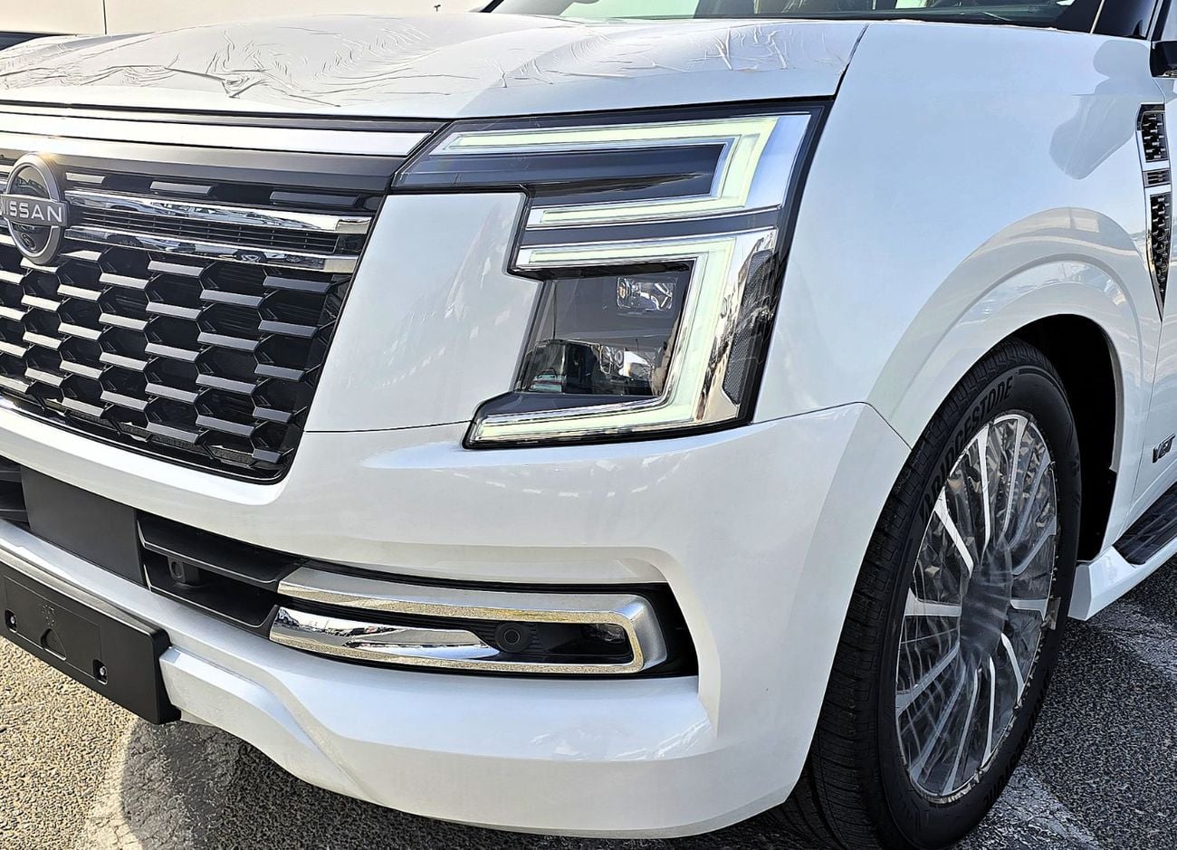 Nissan Patrol Nissan Patrol LE Platinum City 3.5l Twin turbo petrol A/T 4WD SUV White  Color Inside Tan GCC 2026 M