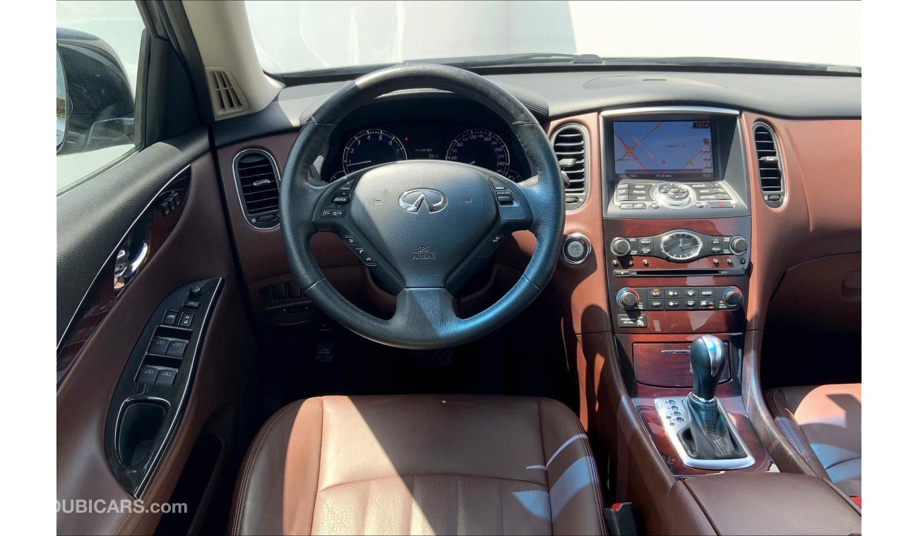 إنفينيتي QX50 Luxury