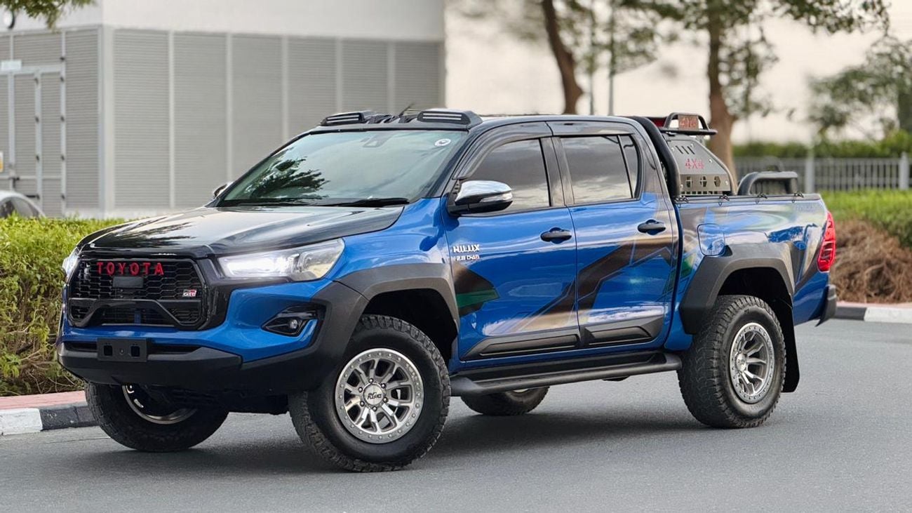Toyota Hilux GR SPORTS BODY KIT INSTALLED | DOUBLE CABIN | MANUAL TRANSMISSION | 2.8L DIESEL | POWER SEATS | SPOR