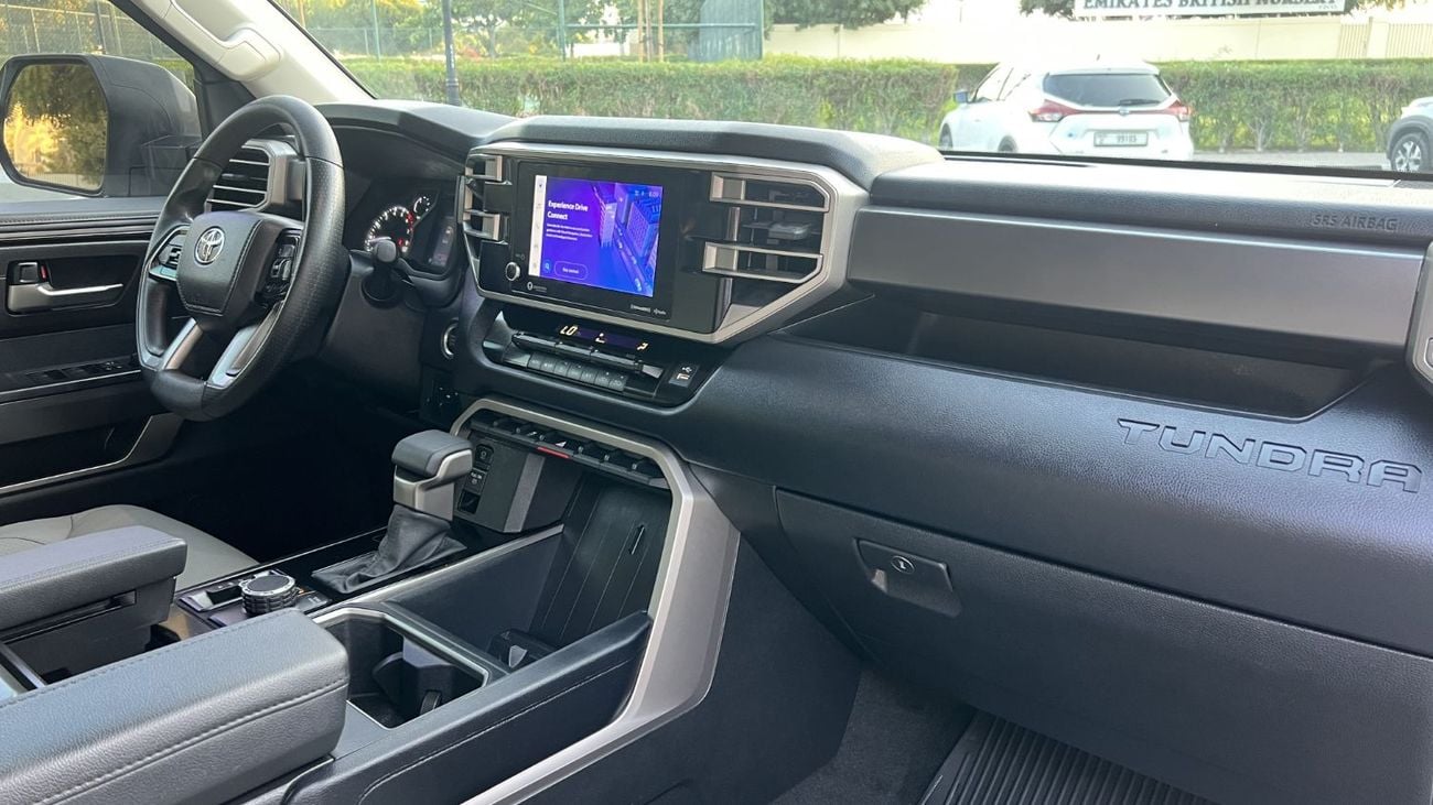 تويوتا تاندرا SR5 2023  34000Km  American