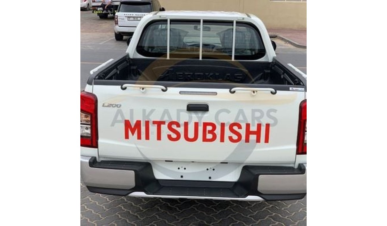 Mitsubishi L200 MITSUBISHI L200 2.5L M/T DIESEL 2WD MODEL 2023 GCC SPECS