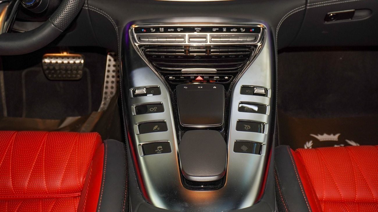 مرسيدس بنز GT 63 S V8 BITURBO E PERFORMANCE