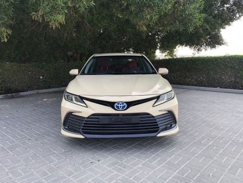 Toyota Camry LE Hybrid 2.5L (TAKCI)