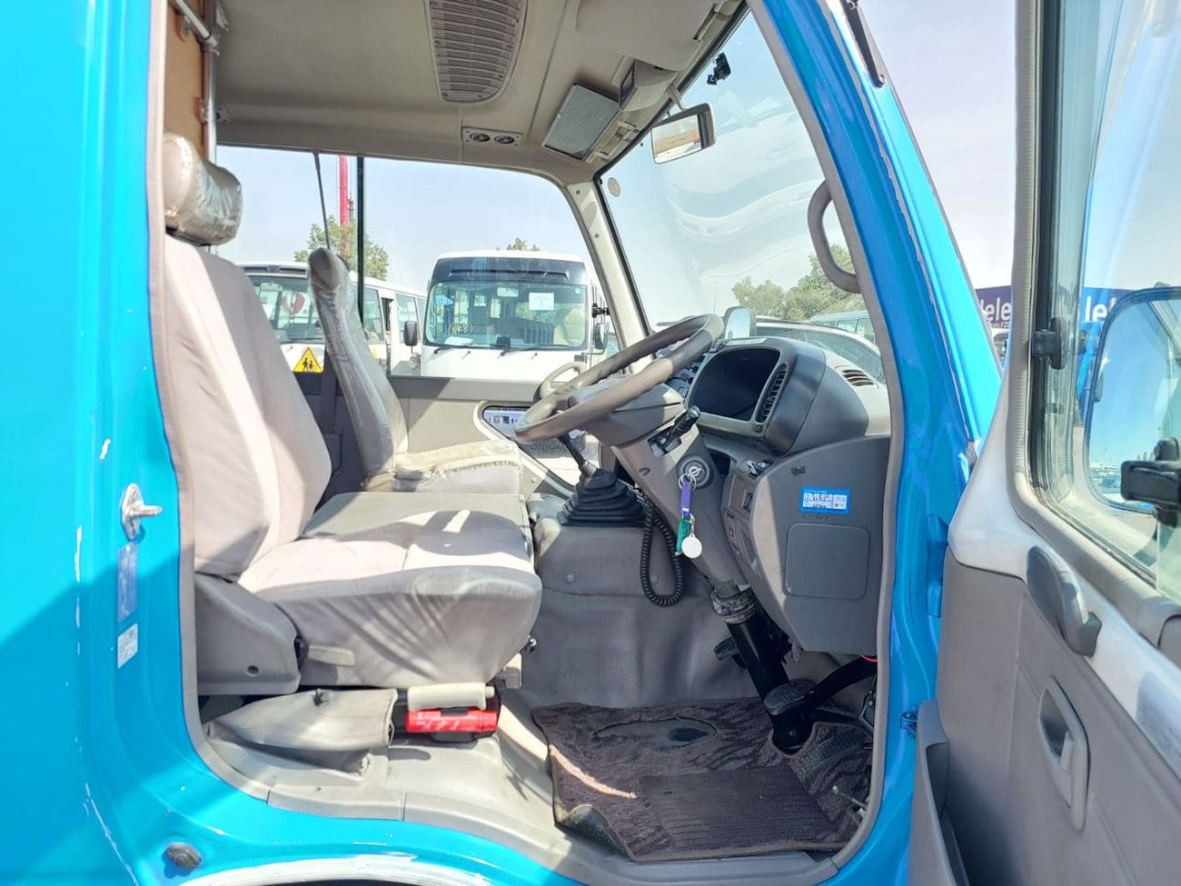 Toyota Coaster (RAMADAN OFFER) TOYOTA COASTER BUS RHD 2006 MODEL 4.0 L DIESEL MANUAL(PM02204)