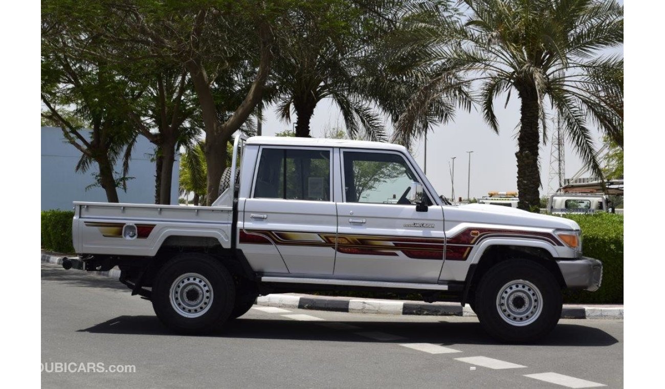 تويوتا لاند كروزر 4.0l Petrol Pickup