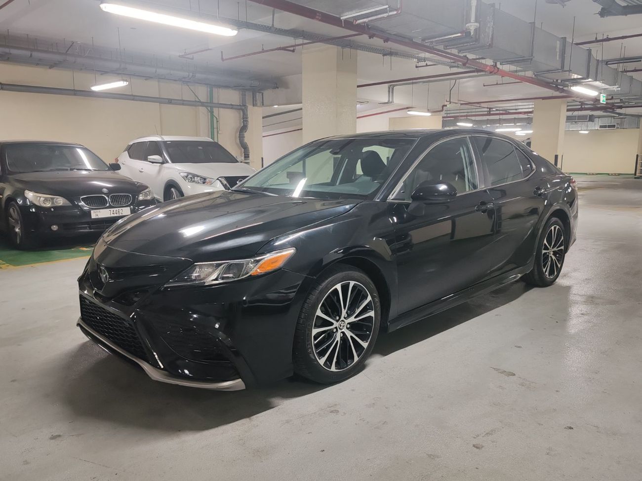 Toyota Camry SE 2.5L (181 HP)