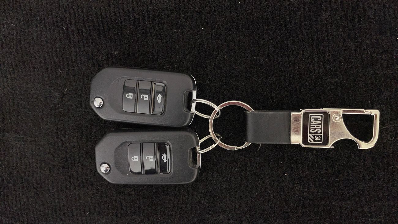 هوندا سيفيك DX 1.6 | بدون دفعة مقدمة | اختبار القيادة في المنزل