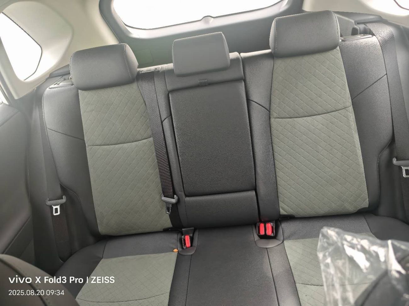 تويوتا راف ٤ 