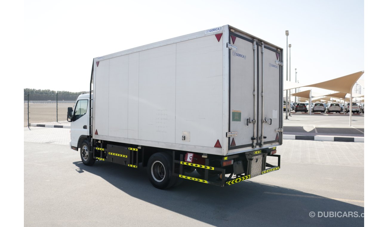 Mitsubishi Canter WITH INSULATED BOX AND CARRIER FREEZER