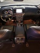 Nissan Pathfinder the car is in perfect condition, from the twentieth year, 4wd with an engine capacity of 3.5 360 cam