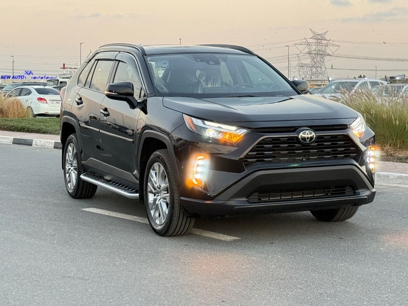 تويوتا راف ٤ RAV4 XLE premium Full option