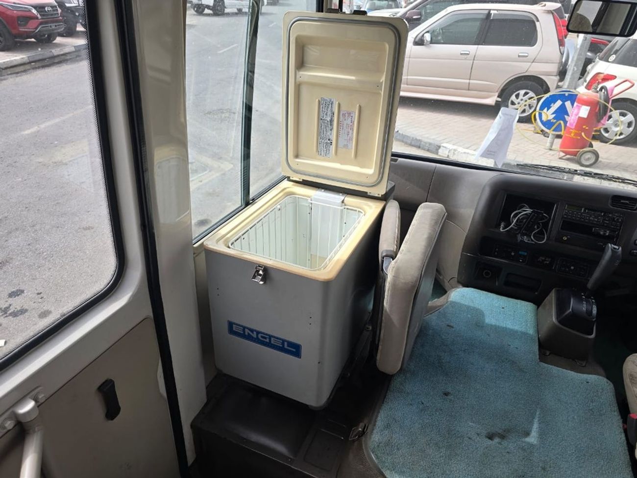 Mitsubishi Rosa MITSUBISHI ROSA BUS RHD 2002 MODEL 4.9 L DIESEL AUTOMATIC(PM00081)