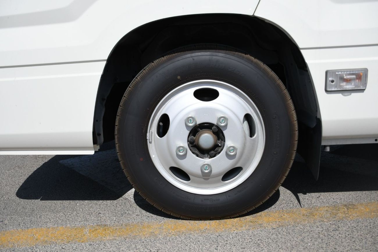 Toyota Coaster 24 Toyota Coaster 4.2L Diesel