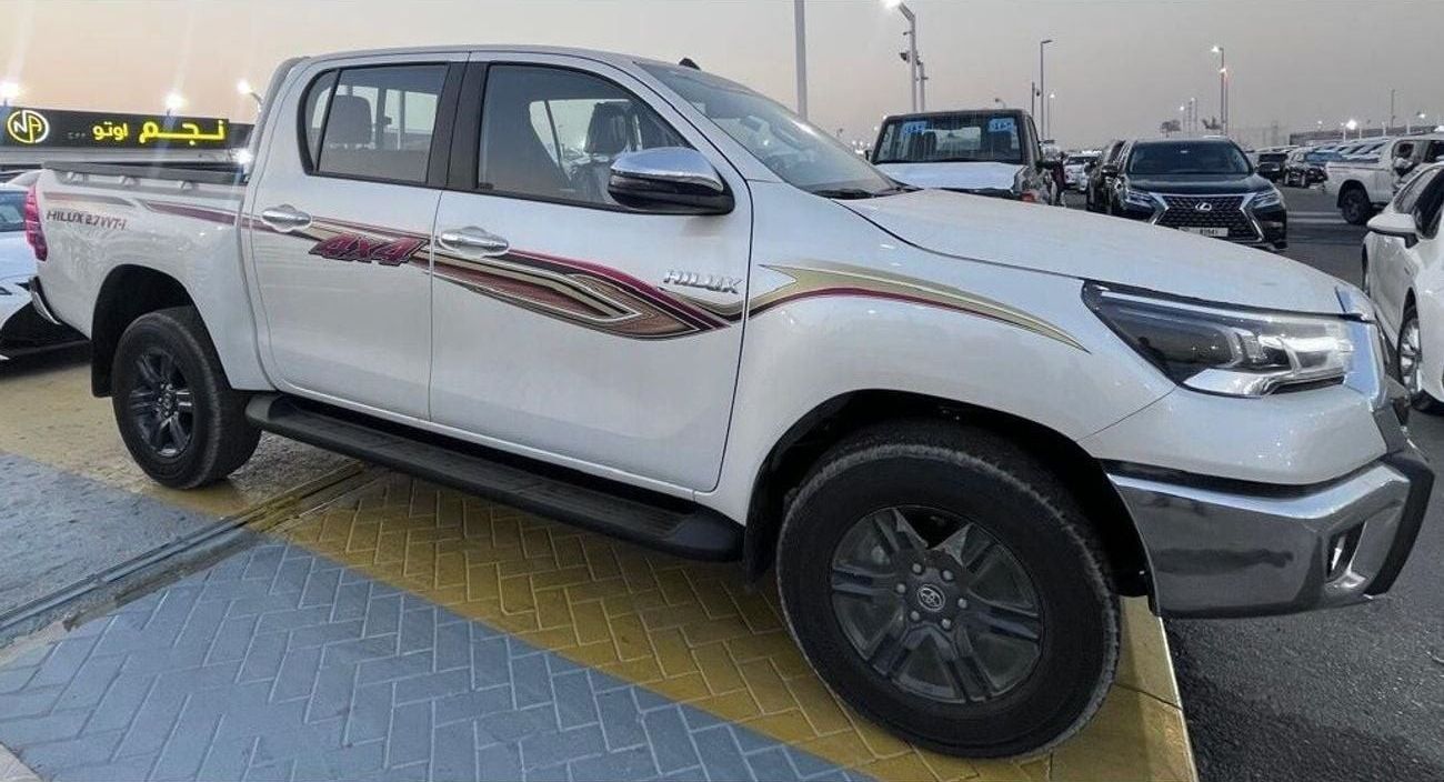 Toyota Hilux 2.7L A/T GAS 4WD OMANI KEY START