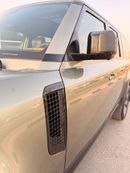 Land Rover Defender 130 SE P400 X Dynamic (7 Seater)