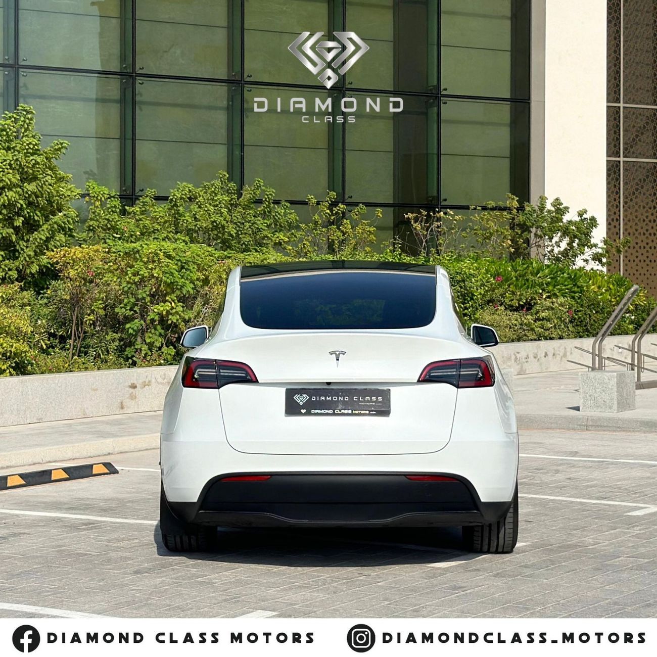 Tesla Model Y Tesla Model Y  Auto Pilot  2023 GCC 3,400 KM 169,000 AED Under Warranty from Tesla  Additional acces