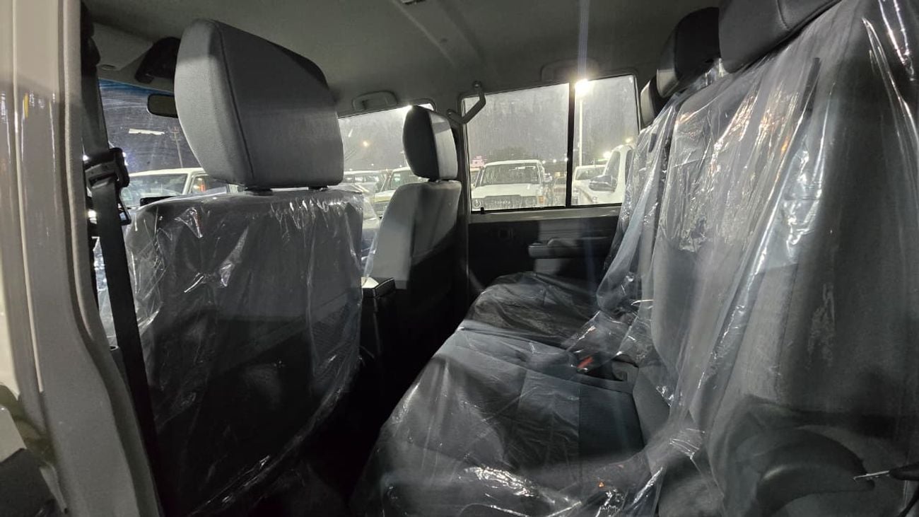 تويوتا لاند كروزر 70 Std 4.0L 4WD