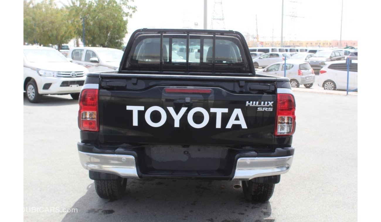 تويوتا هيلوكس Hilux SR5 2.4 diesel