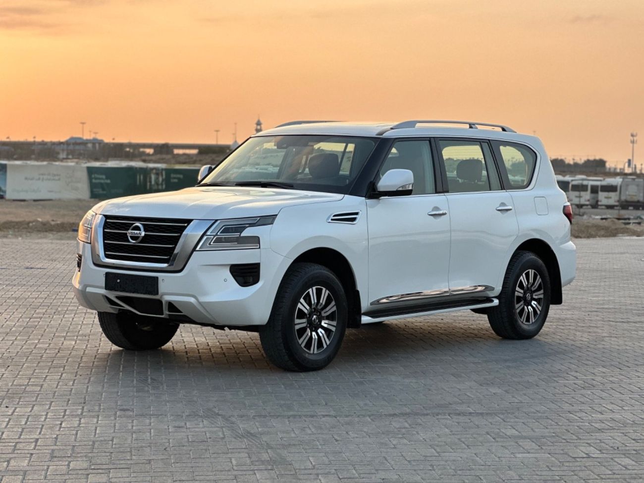 Nissan Patrol SE T1 4.0L MODEL 2020 GCC CAR PERFECT CONDITION INSIDE AND OUTSIDE FULL OPTION