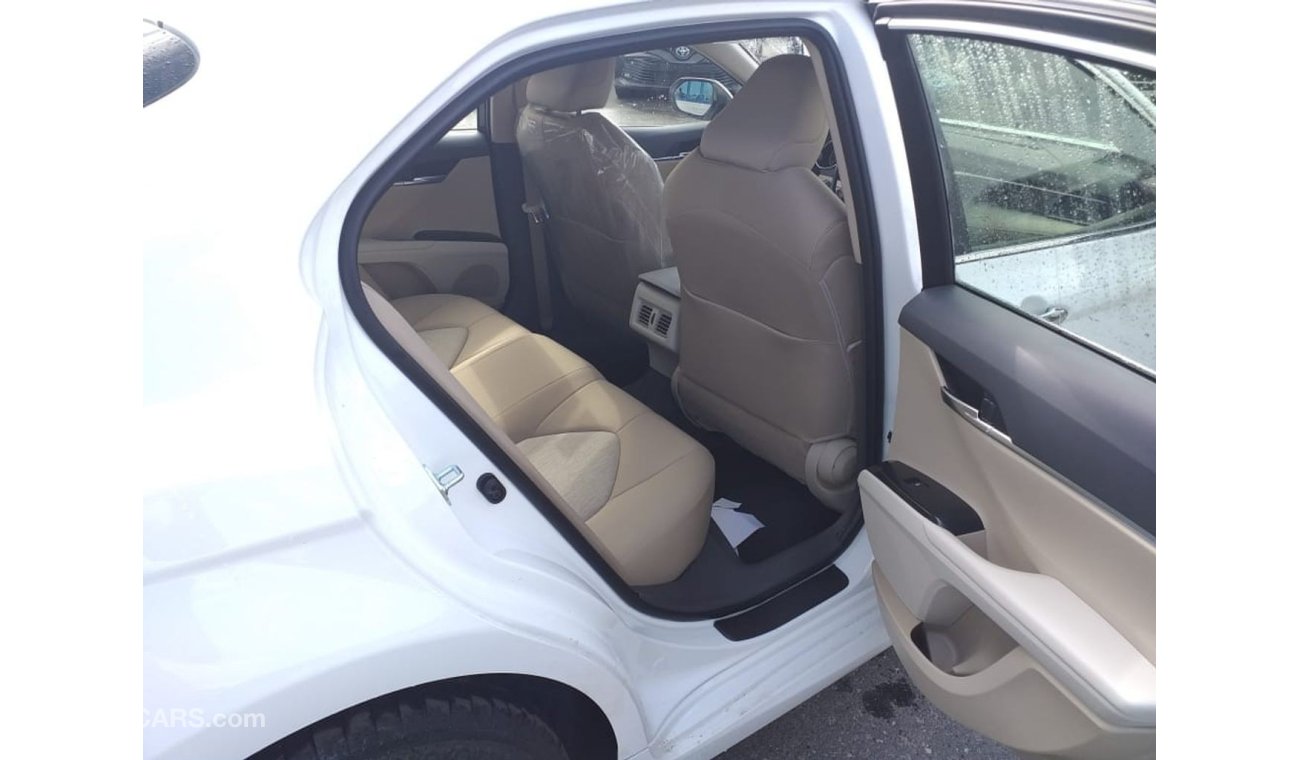 Toyota Camry 2.5cc GLE sunroof,electric seat