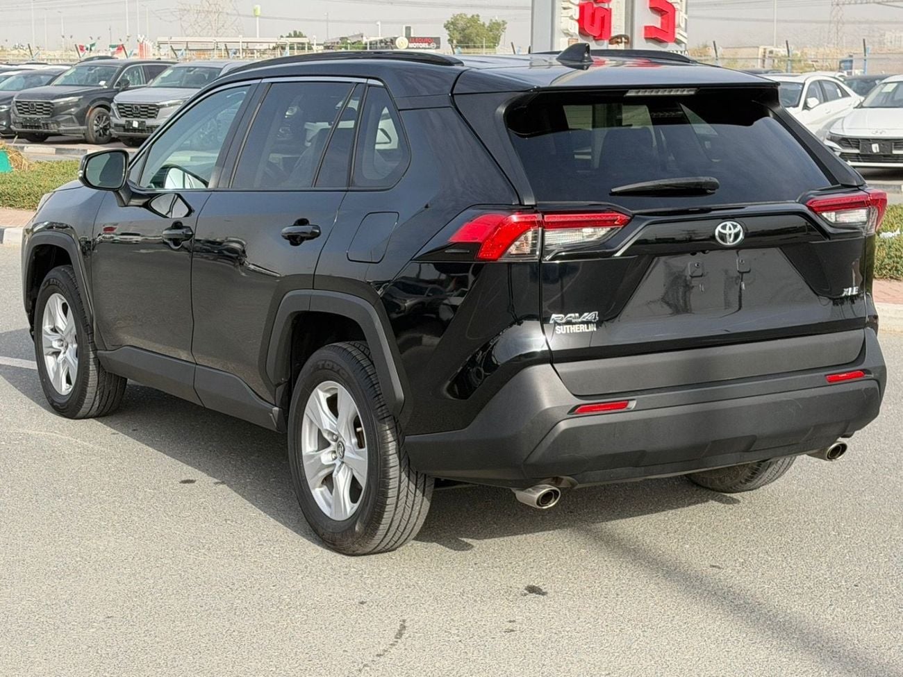 Toyota RAV4 2019 TOYOTA RAV4 XLE Full Option