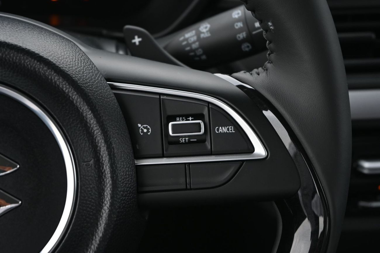 Suzuki Swift Suzuki Swift GLX 1.2L, Dual Tone, Model 2025