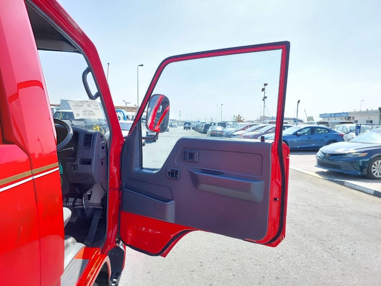 تويوتا داينا TOYOTA DYNA TRUCK RHD 1996 MODEL 3.5 L DIESEL MANUAL(PM05103)