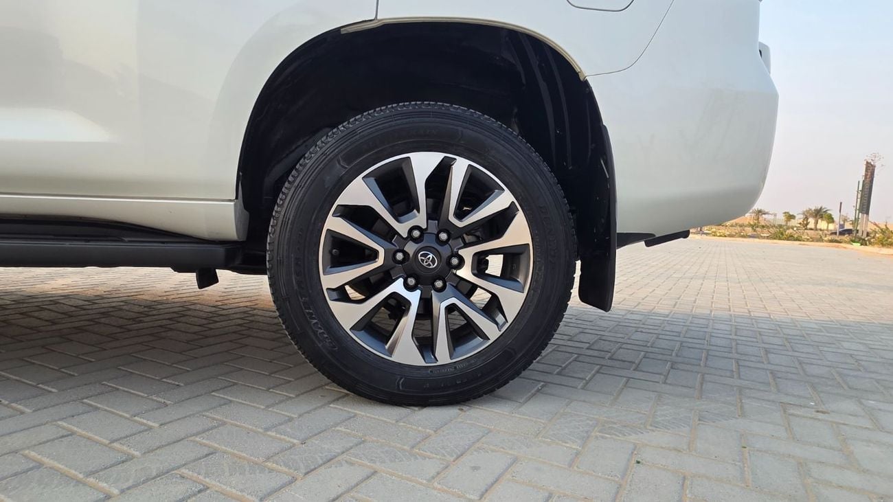 Toyota Prado GXR