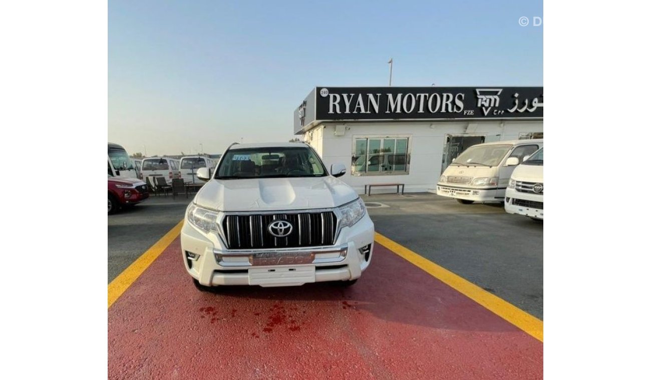 تويوتا برادو TOYOTA PRADO VX.R, 2.7L, PETROL, AUTOMATIC, WITH LEATHER INTERIOR MODEL 2021, WHITE EXTERIOR WITH BR