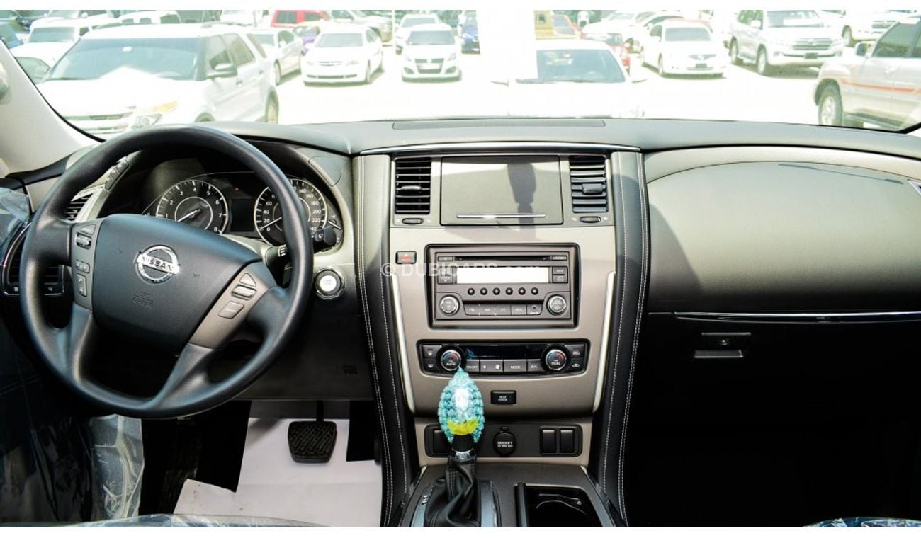 Nissan Patrol XE A/T 275HP V6 - 18″ wheels - black interior