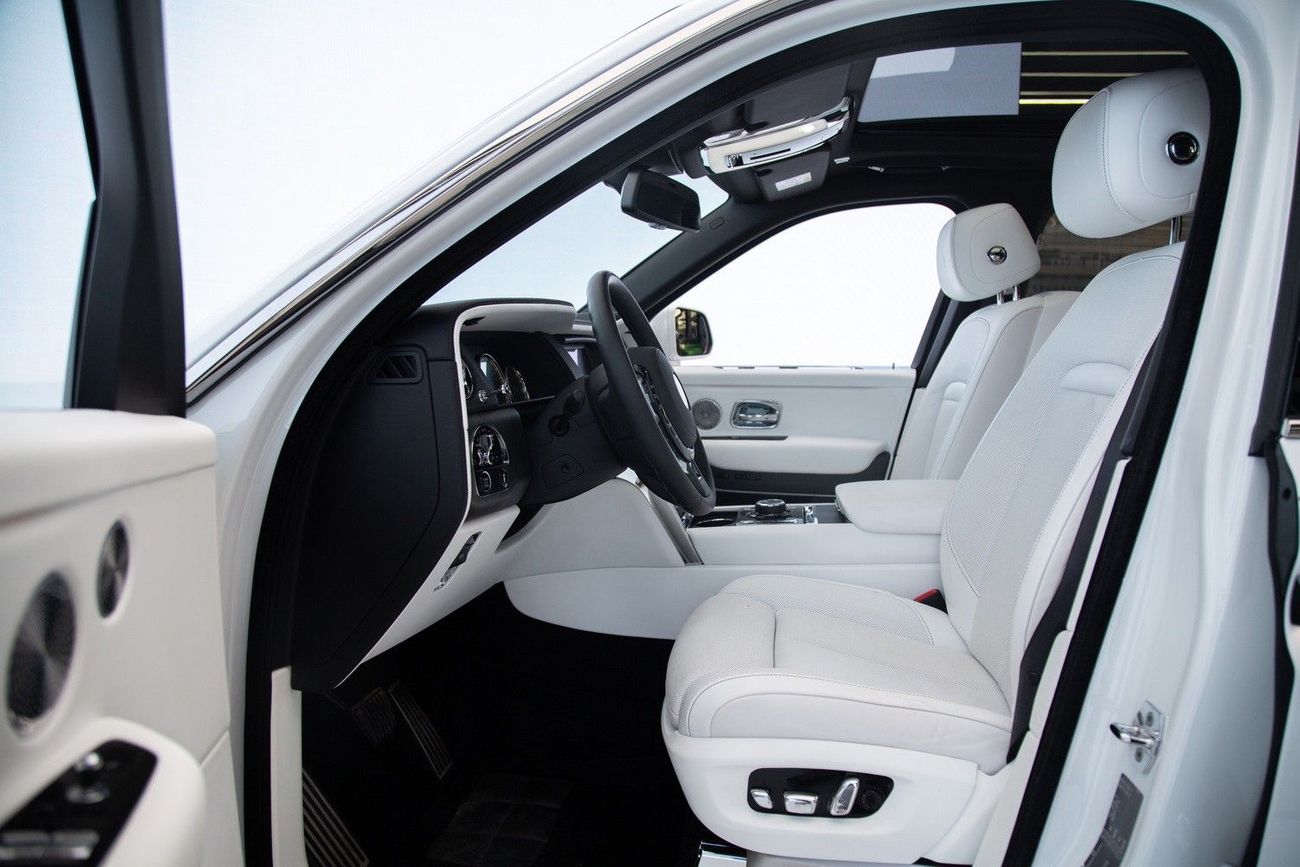 Rolls Royce Cullinan STD