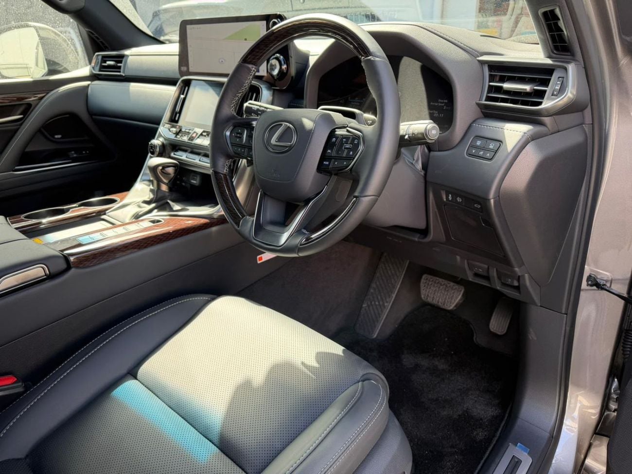 Lexus Lx500 D SIGNATURE RHD