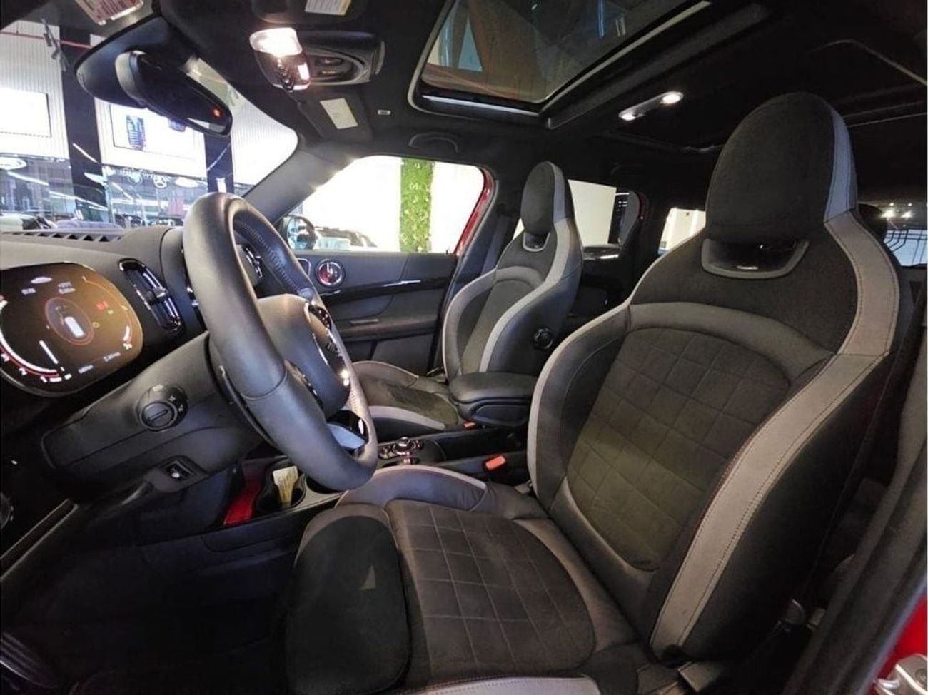 Mini John Cooper Works Countryman 2023 Mini John Cooper Works/Alcantara Seats/Mint condition