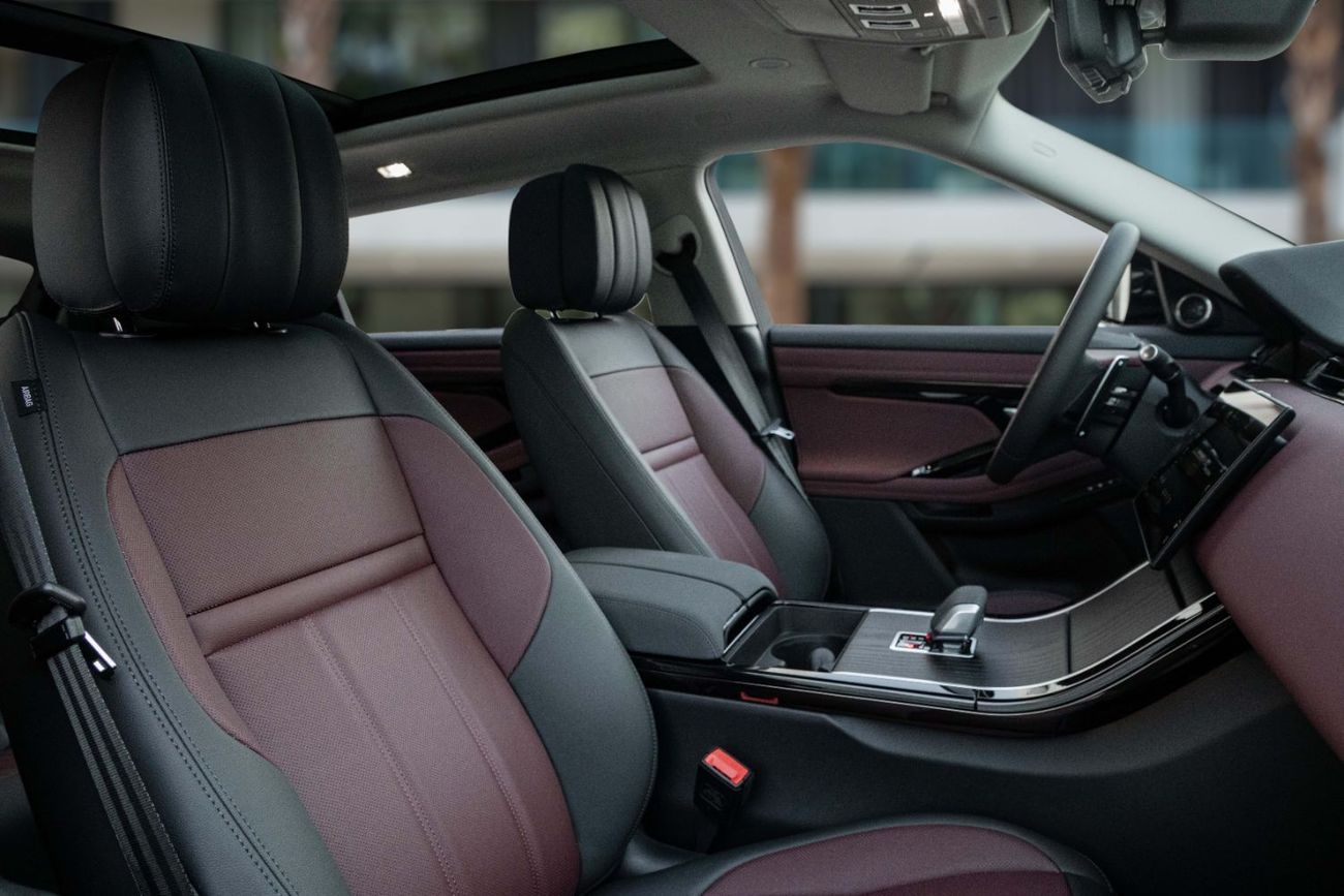 لاند روفر رانج روفر إيفوك Evoque SE P250 R-Dynamic | 3,721 P.M | 0% Downpayment | Magnificient Condition!