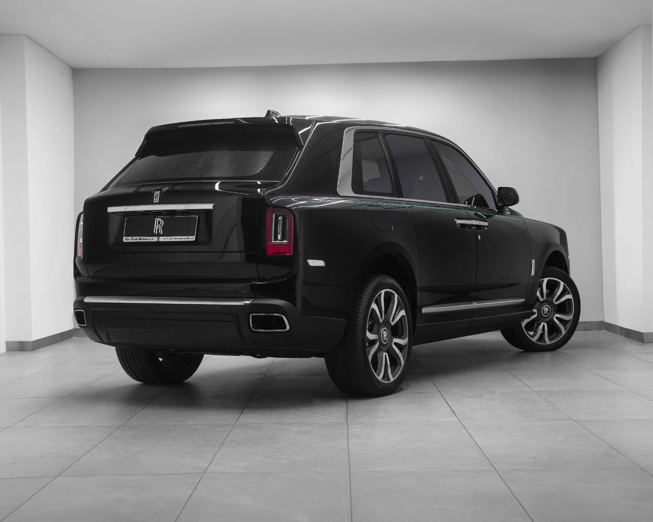 Rolls Royce Cullinan STANDARD Certified Pre-Owned | Warranty & Service